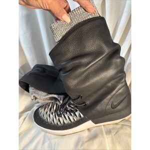 Size 11 - Nike Roshe Two Flyknit High Black W
